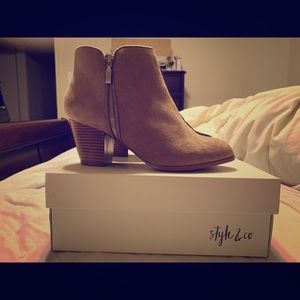 Styler and Co Ankle Booties